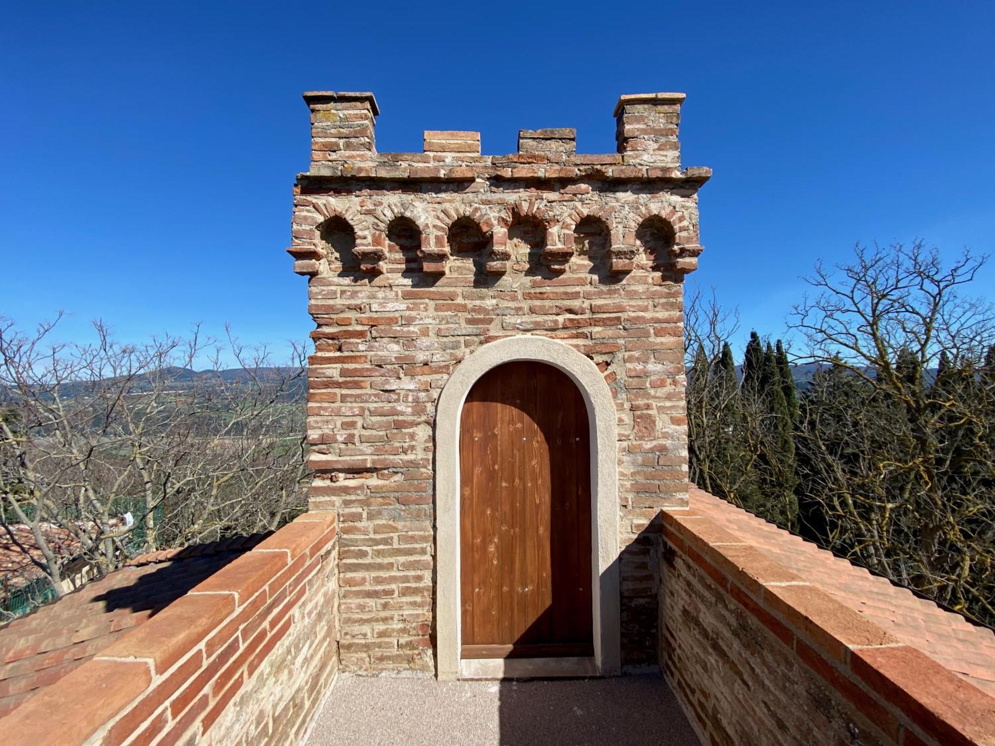 B&B Lo Scudaio Palazzo Marchionneschi Montescudaio Esterno foto